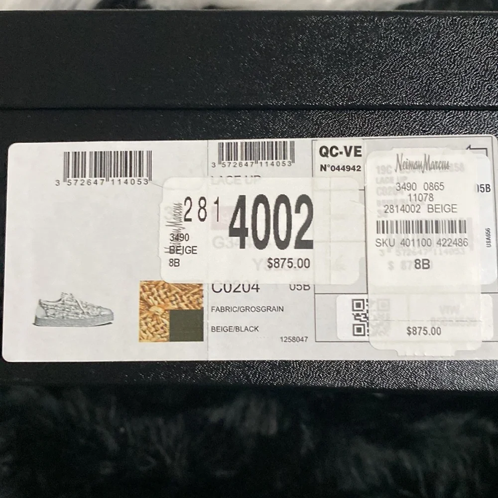 Chanel shoes - Picture 3 of 13